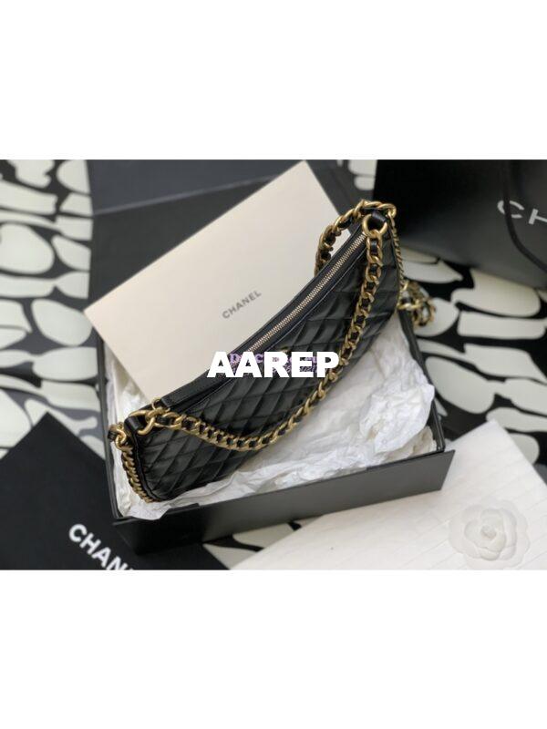 Replica Chanel Large Hobo Bag in Shiny Crumpled Lambskin AS4368 Black 5