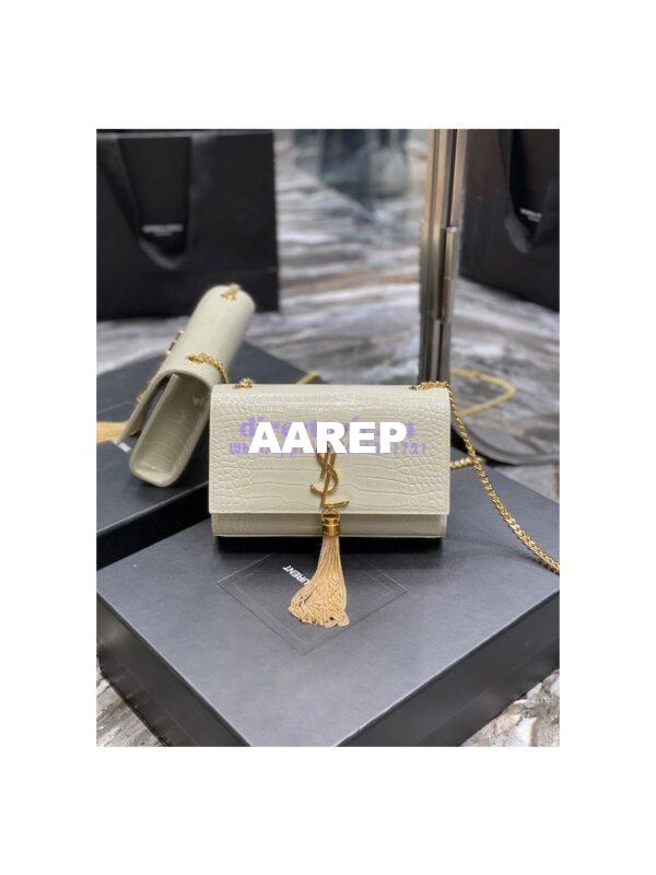 Replica YSL Saint Laurent Kate Chain Wallet With Tassel In Crocodile-embossed Shiny Leather 452159 Blanc Gold Hardware
