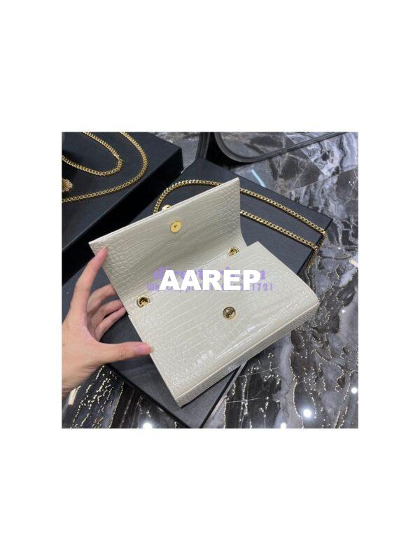 Replica YSL Saint Laurent Kate Chain Wallet With Tassel In Crocodile-embossed Shiny Leather 452159 Blanc Gold Hardware 8