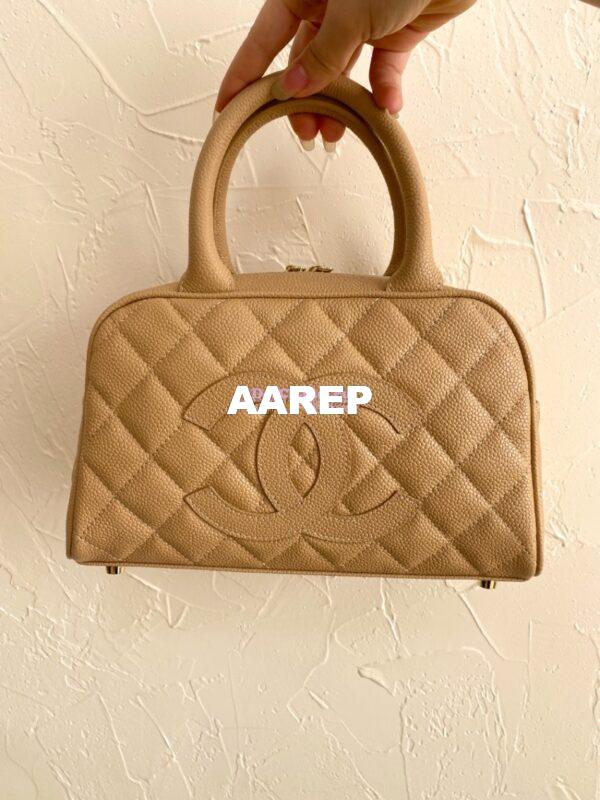 Replica Chanel CC Vintage Bowling Bag Caviar Leather AS3034 Beige 4