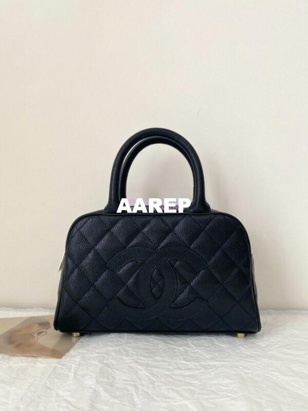 Replica Chanel CC Vintage Bowling Bag Caviar Leather AS3034 Black 3