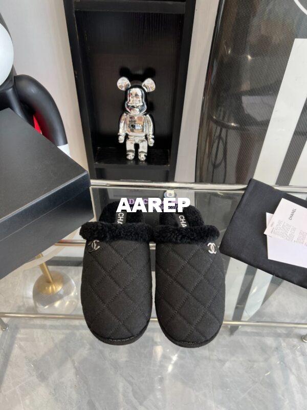 Replica Chanel 23K Fur and Suede Slipper G45121 2