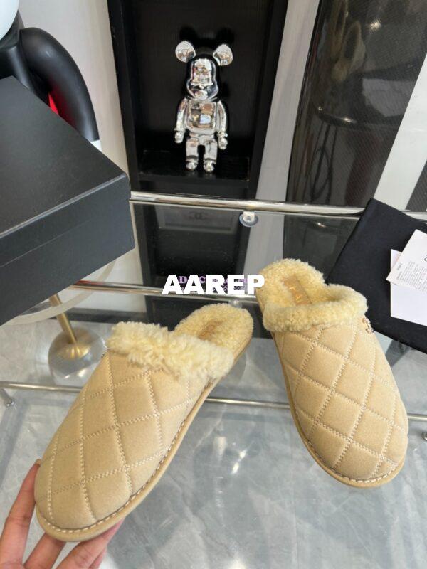 Replica Chanel 23K Fur and Suede Slipper G45121 11