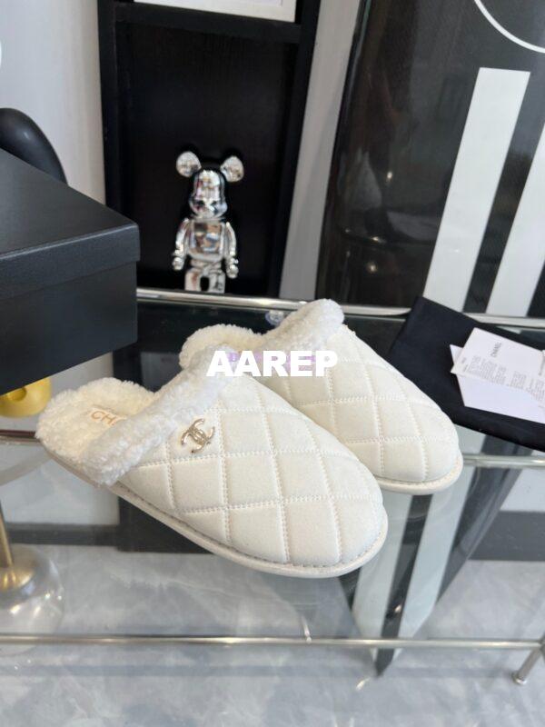 Replica Chanel 23K Fur and Suede Slipper G45121 17