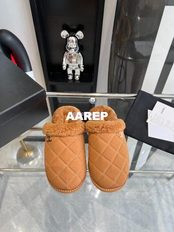 Replica Chanel 23K Fur and Suede Slipper G45121 23