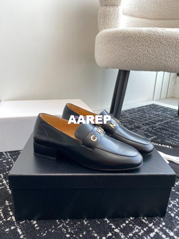 Replica Chanel 2024 Letter Logo Moccasins Calfskin G45123 5