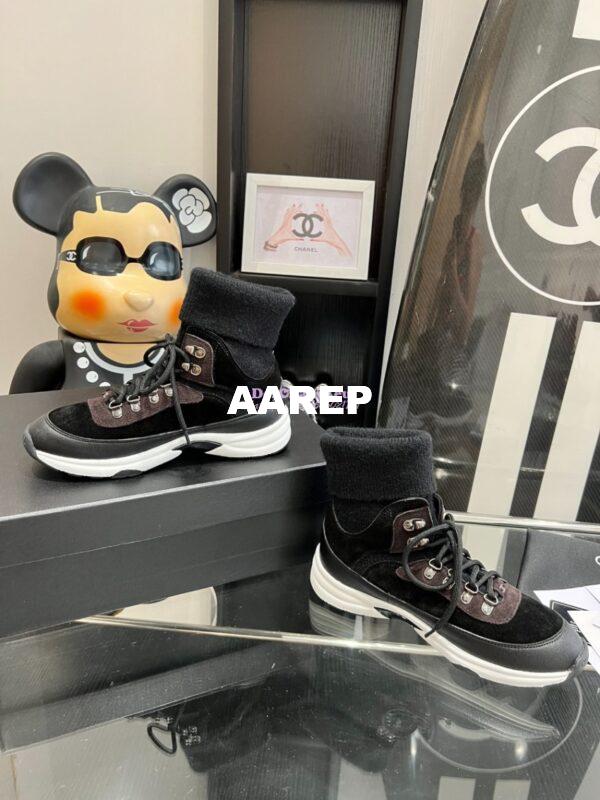 Replica Chanel Suede Calfskin & Knit Trainers G45204 35