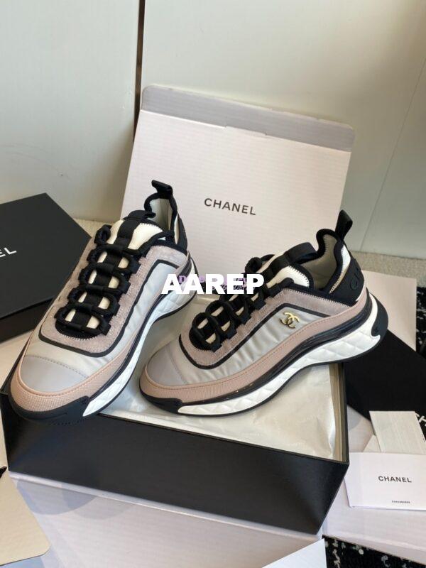 Replica Chanel Fabric and Suede Calfskin Low Top Sneaker G39982 18