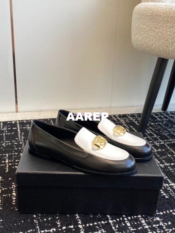Replica Chanel CC Vintage Loafers G45166 11