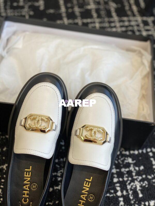 Replica Chanel CC Vintage Loafers G45166 13