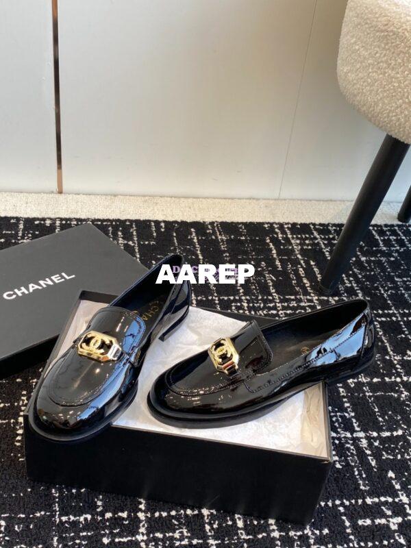 Replica Chanel CC Vintage Loafers G45166 20