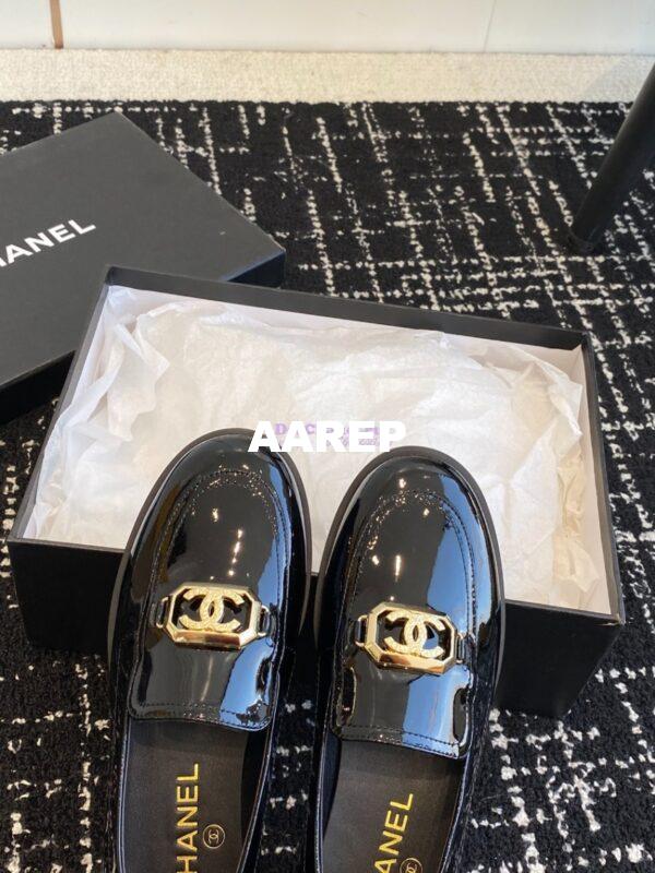 Replica Chanel CC Vintage Loafers G45166 21