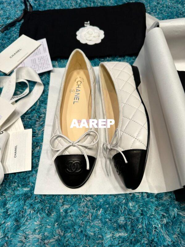 Replica Chanel Quilted Lambskin Ballerinas G02819 White Black 3