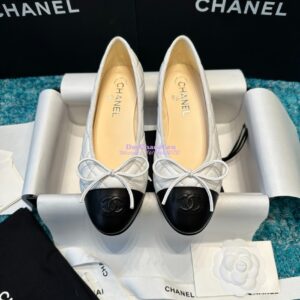 Replica Chanel Quilted Lambskin Ballerinas G02819 White Black 2