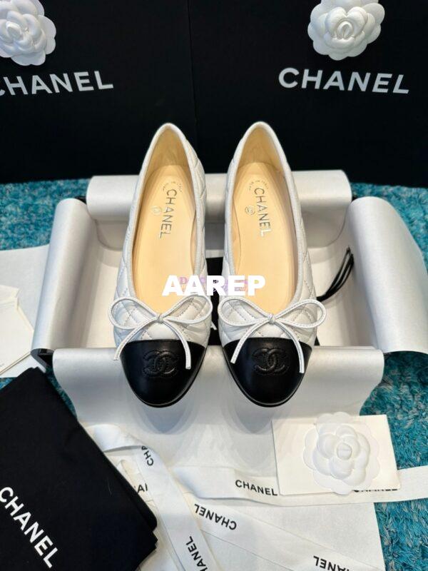 Replica Chanel Quilted Lambskin Ballerinas G02819 White Black 4