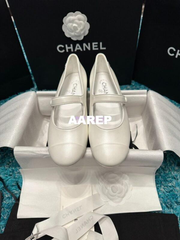 Replica Chanel 19C Mary Janes in Ivory Calfskin G34328 4