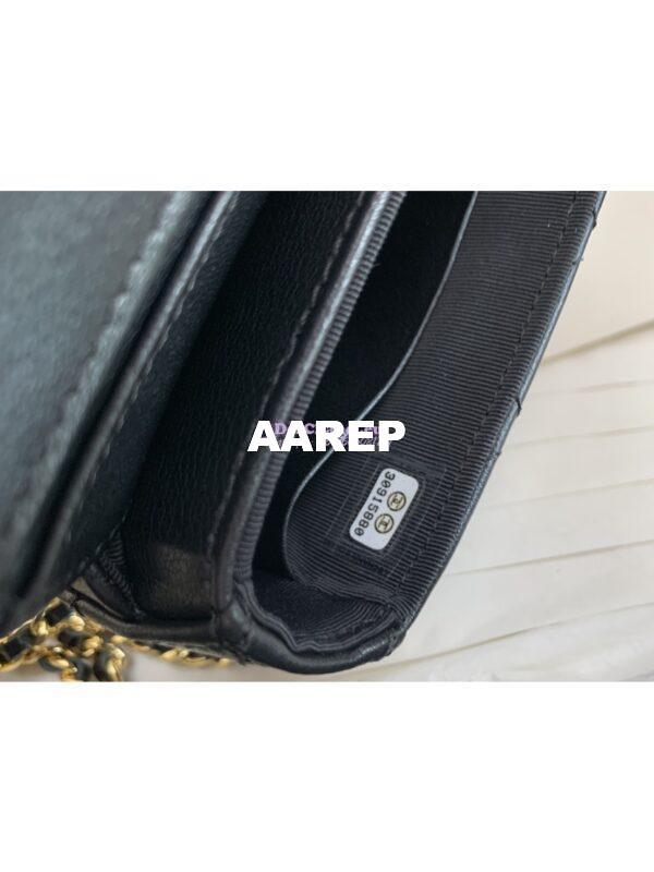Replica Chanel Clutch With Chain Shiny Aged Calfskin AP3378 Black 8