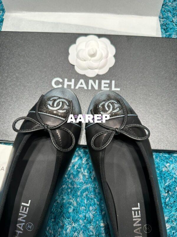Replica Chanel Classic Lambskin and Vintage Cap Toe Ballerinas G02819 Black 2