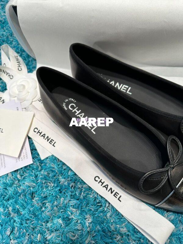 Replica Chanel Classic Lambskin and Vintage Cap Toe Ballerinas G02819 Black 4