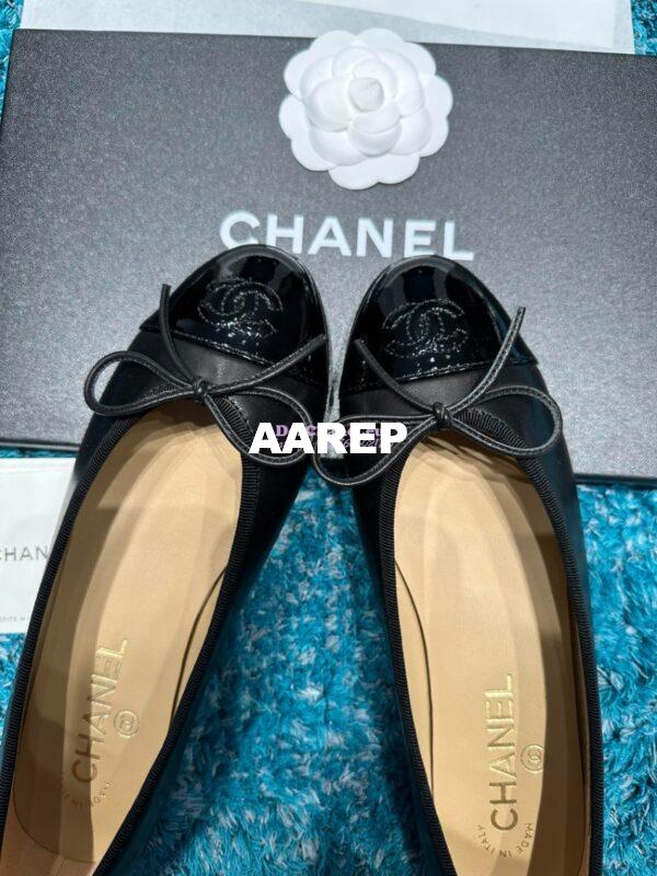 Replica Chanel Classic Lambskin and Patent Cap Toe Ballerinas G02819 Black 4