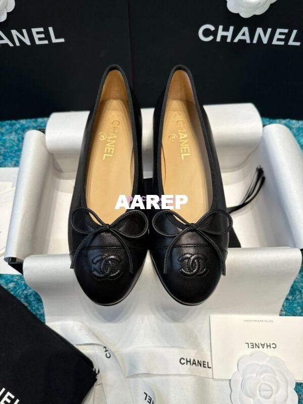 Replica Chanel Classic Lambskin Cap Toe Ballerinas G02819 Black