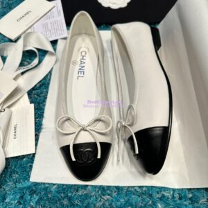 Replica Chanel Classic Lambskin Cap Toe Ballerinas G02819 White Black 2