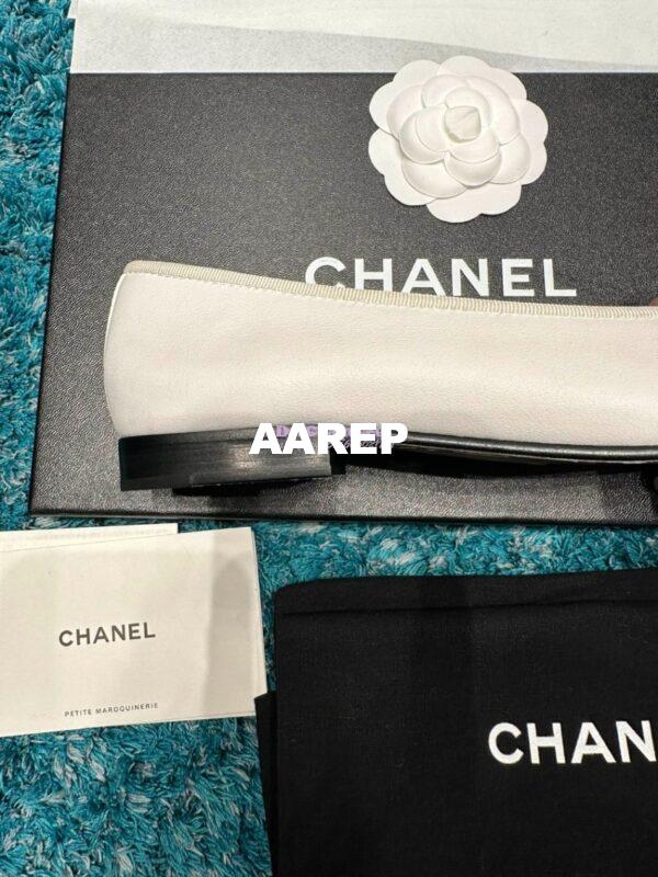 Replica Chanel Classic Lambskin Cap Toe Ballerinas G02819 White Black 7