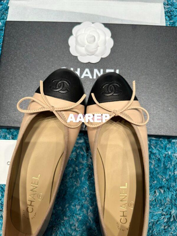 Replica Chanel Classic Lambskin Cap Toe Ballerinas G02819 Beige Black 3