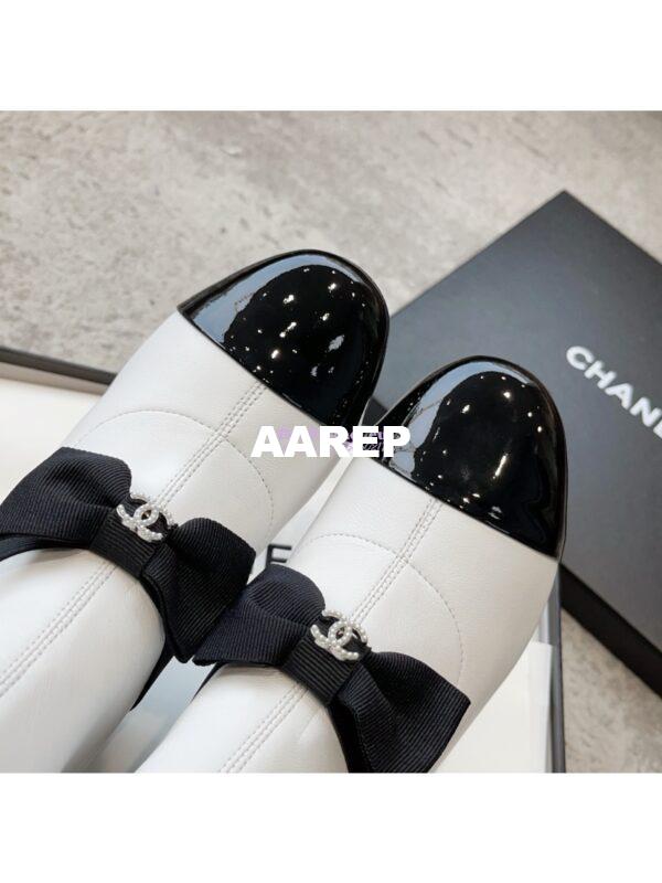 Replica Chanel Short Boots in Stretch Lambskin & Patent Calfskin 8.0cm G40099 Black White 5