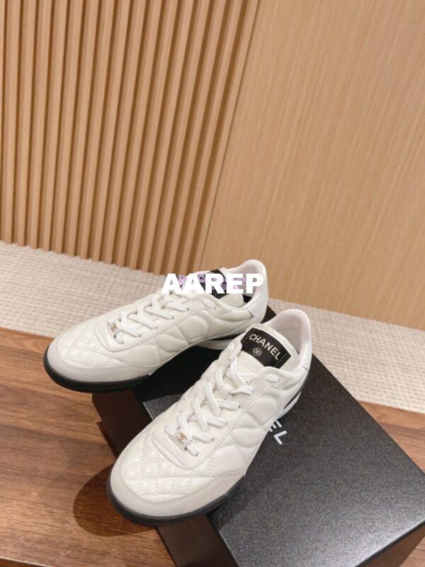 Replica Chanel Calfskin & Suede Calfskin Trainers G45335 White 4
