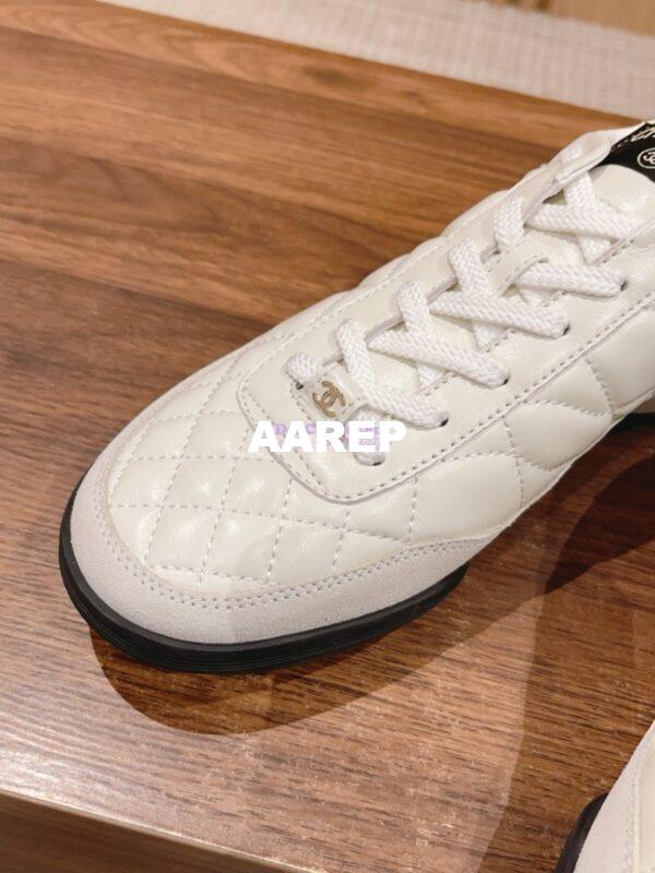 Replica Chanel Calfskin & Suede Calfskin Trainers G45335 White 9