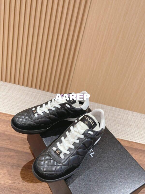 Replica Chanel Calfskin & Suede Calfskin Trainers G45335 Black 4