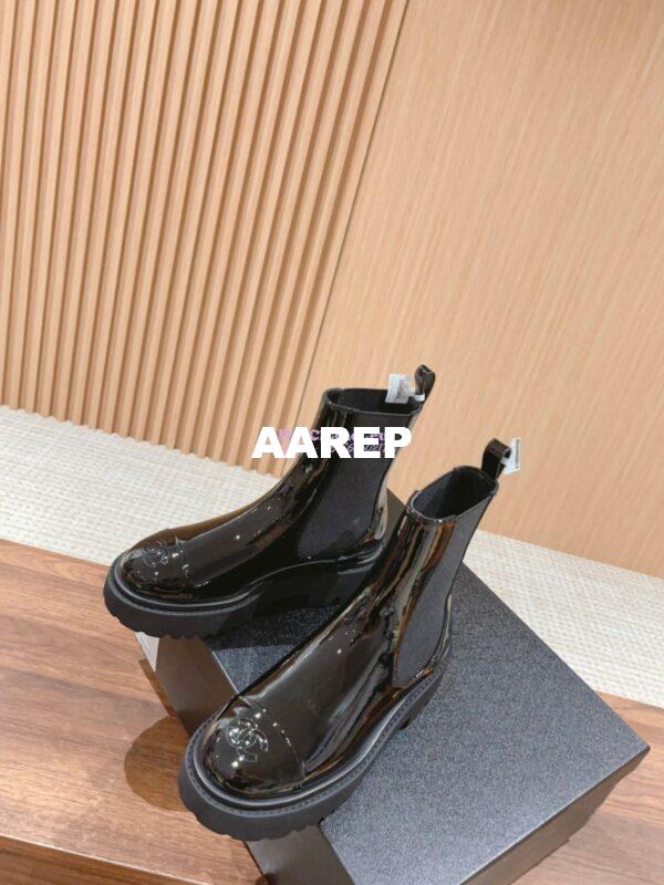 Replica Chanel Ankle Boots in Patent Calfskin with Patent Toe G38218 Black 4