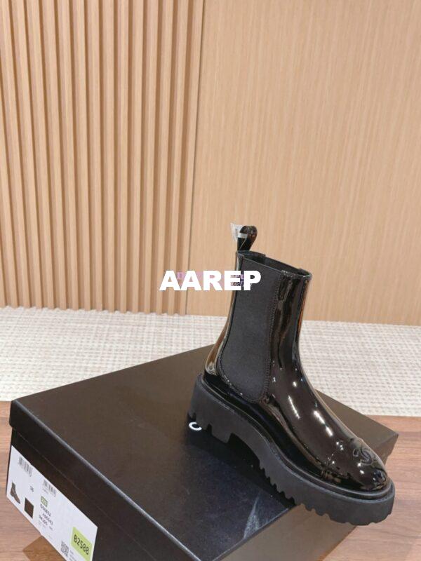 Replica Chanel Ankle Boots in Patent Calfskin with Patent Toe G38218 Black 5