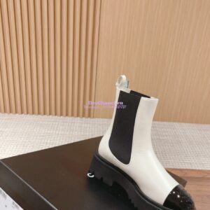 Replica Chanel Ankle Boots in Calfskin with Patent Toe G38218 White 2
