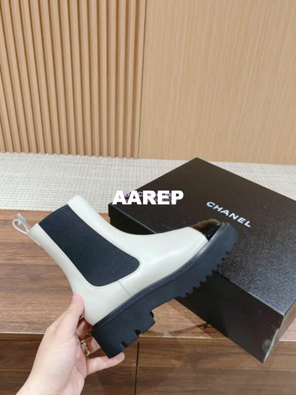 Replica Chanel Ankle Boots in Calfskin with Patent Toe G38218 White 8