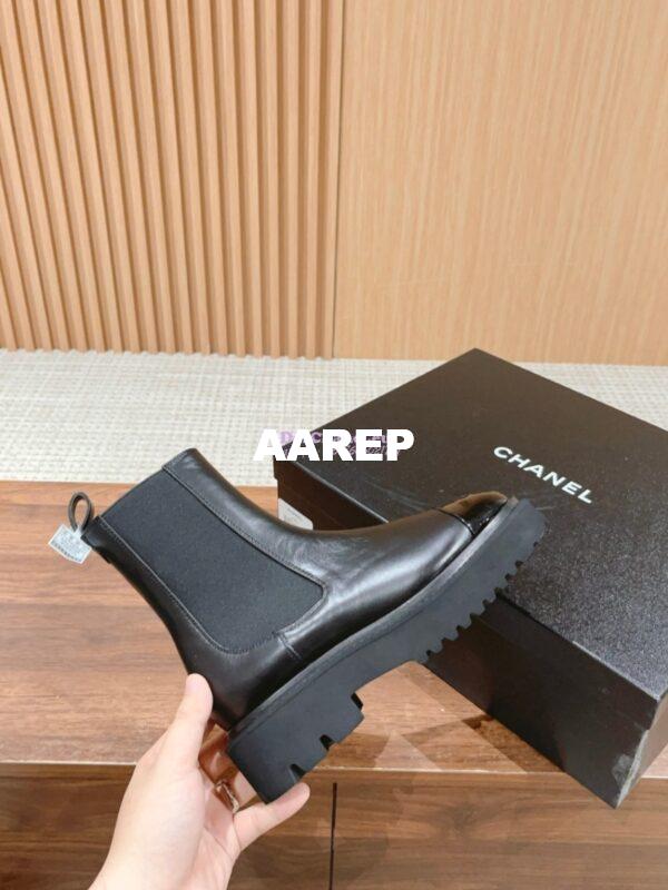 Replica Chanel Ankle Boots in Calfskin with Patent Toe G38218 Black 9