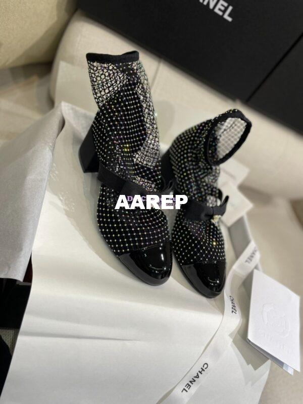 Replica Chanel Mary Jane Resille, Strass, Kid Suede & Patent Calfskin G40097 Black & Silver 16