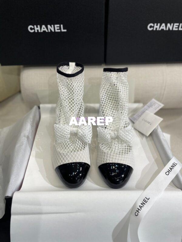 Replica Chanel Mary Jane Resille, Kid Suede & Patent Calfskin G40097 White 3