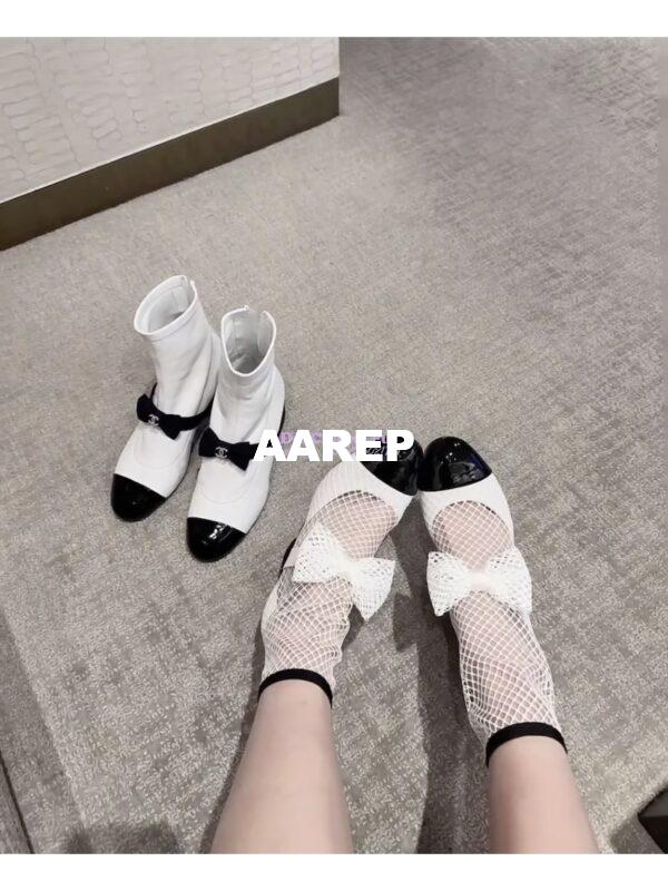 Replica Chanel Mary Jane Resille, Kid Suede & Patent Calfskin G40097 White 4