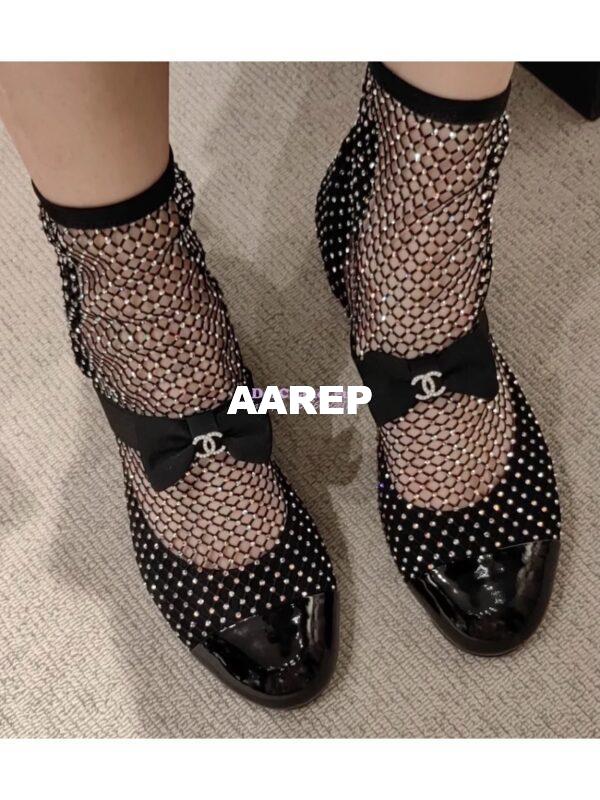 Replica Chanel Mary Jane Resille, Strass, Kid Suede & Patent Calfskin G40097 Black & Silver 21
