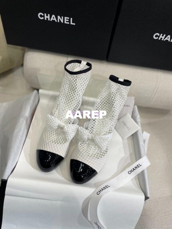 Replica Chanel Mary Jane Resille, Kid Suede & Patent Calfskin G40097 White 5