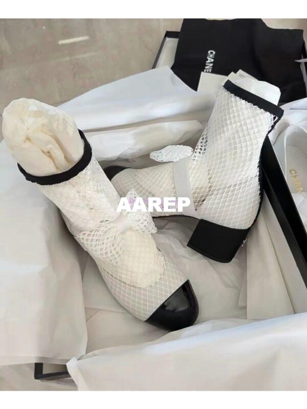Replica Chanel Mary Jane Resille, Kid Suede & Patent Calfskin G40097 White 6