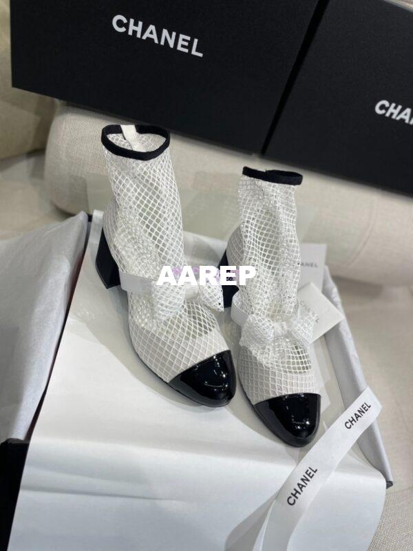 Replica Chanel Mary Jane Resille, Kid Suede & Patent Calfskin G40097 White 10