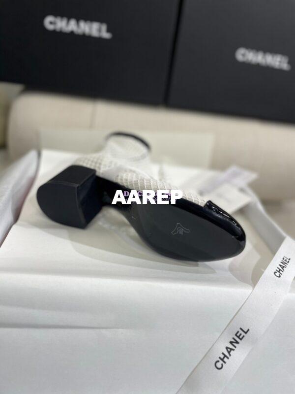 Replica Chanel Mary Jane Resille, Kid Suede & Patent Calfskin G40097 White 14