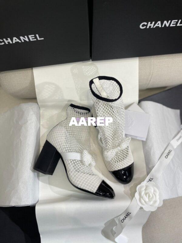 Replica Chanel Mary Jane Resille, Kid Suede & Patent Calfskin G40097 White 15
