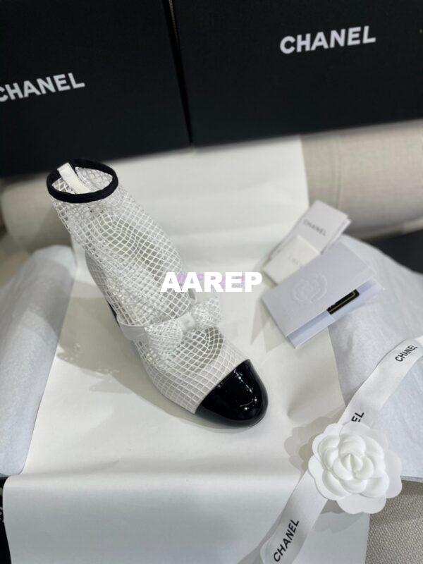 Replica Chanel Mary Jane Resille, Kid Suede & Patent Calfskin G40097 White 19