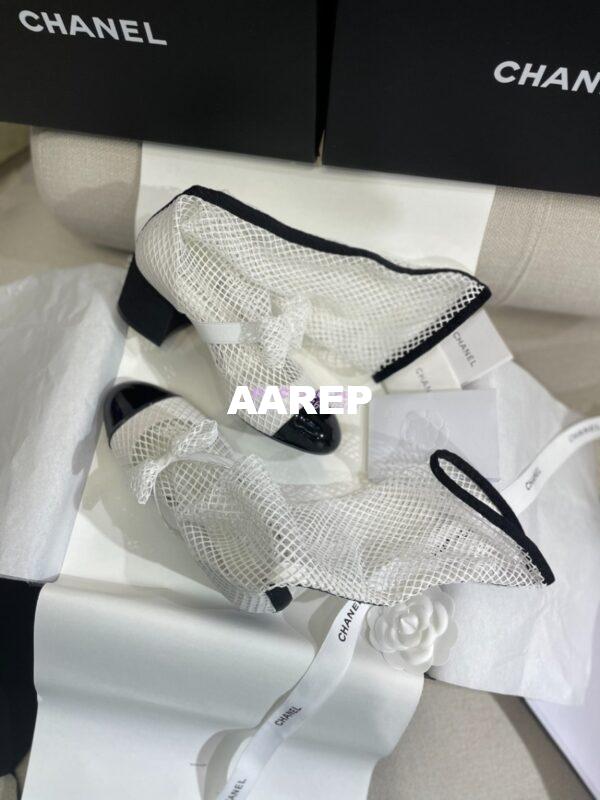 Replica Chanel Mary Jane Resille, Kid Suede & Patent Calfskin G40101 White 10