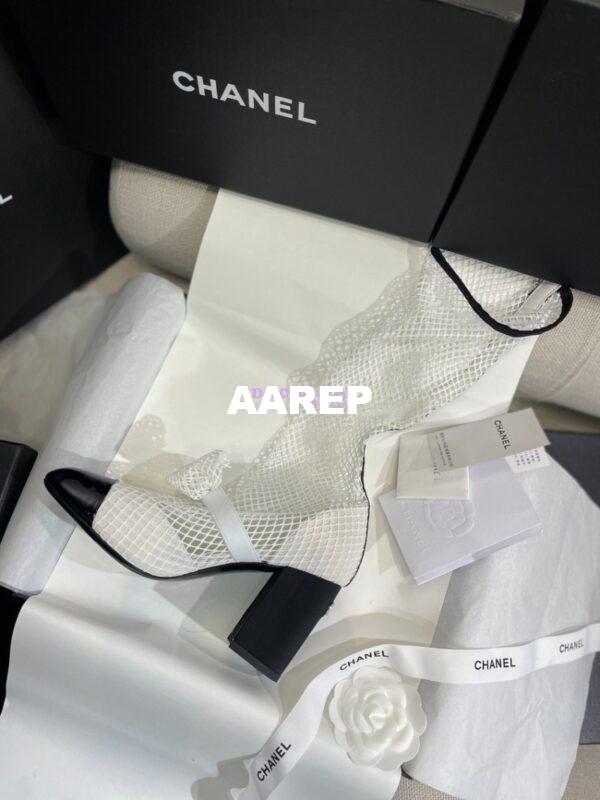 Replica Chanel Mary Jane Resille, Kid Suede & Patent Calfskin G40101 White 18