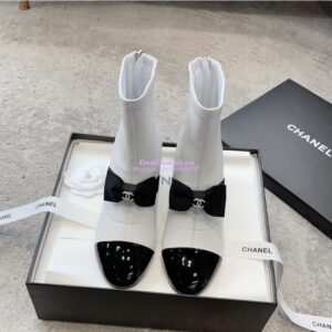 Replica Chanel Short Boots in Stretch Lambskin & Patent Calfskin G40099 White Black